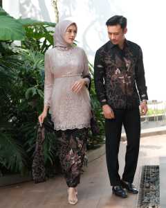 Batik Couple dan Kebaya Madina Series Couple Nude - Kebaya Engagement - Kebaya Wisuda - Kebaya Modern Kekinian - TIFFANY NUDE