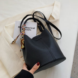 2025 NEW Womens Bag New Fashion Internet Popular Single Shoulder Bag with Small Texture Crossbody Bucket Bag Crossbody Bag