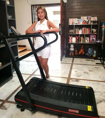 RHYNO PORTABLE MECHANICAL CURVED TREADMILL