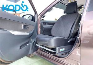 Kodo Welcab Manual Turning Car Seat Swivel Seat OKU Seat. Car Wheelchair Kerusi Kerusi OKU Pusing Manual