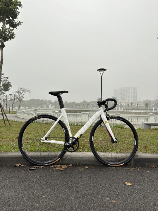 Xe đạp Fixed Gear Aventon Mataro khung nhôm 6061 cao cấp mối hàn mịn ...