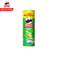 [ยกลัง] พริงเกิลส์ มันฝรั่งทอดกรอบ รสซาวครีมและหัวหอม 102 กรัม Pringles Potato crisps sour cream and onion 102g. รวม 12 ชิ้น. 
