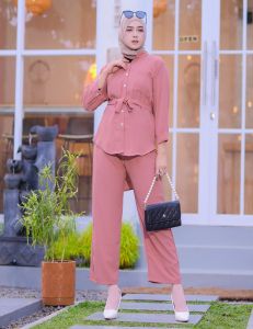 ONE SET CRINKLE PREMIUM / SETELAN WANITA TERBARU 2024 / TWO PIECE SET WANITA / ONE SET KEMEJA WANITA IMPORT / SETELAN WANITA KOREAN STYLE / SET CRINKLE PREMIUM DEWASA / SET WANITA IMPORT TERBARU KEKINIAN / SET BLOUSE DAN CELANA TERBARU
