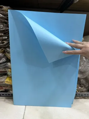 Giấy báo giấy kraf ( giấy xi măng ) khổ 50x70cm . Dùng trang trí làm thủ công làm đồ handmade gói bó hoa gói quà ...