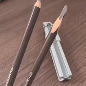 Makeup Pencil Sharpener 3 In 1 Eyebrow Pencil Eyeliner Pencil Lipliner 3 Slot Pencil Sharpener Tool