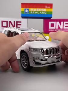 2026 1:24 Prado Off Road SUV Alloy Metal Diecast Model Car Home Decoration Hobby Computer Desktop Ornaments Holiday Present