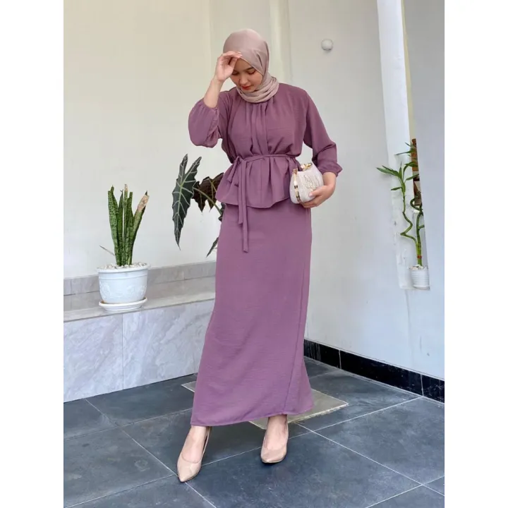 SETELAN%20CRINKLE%20ONESET%20HIJAB%20PAKAIAN%20WANITA%20BAJU%20SET%20BUSUI%20FRIENDLY%20%7C%20DINI%20SET%20CRINGKLE%20AIRFLOW%20OUTFIT%20REMAJA%20%7C%20SETELAN%20DRESS%20PESTA%20KONDANGAN%20BRIEDMAIDS%20CEWEK%20KEKINIAN%20-%20Image%205