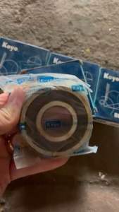 Combo 5 vòng và 1 Vòng bi 6305-2rs KOYO SKF mới giá rẻ. KT:(25x62x17mm)