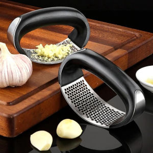 Stainless Steel Garlic Press Manual Ring Shape Garlic Squeeze Minced Tool Kitchen Vegetable Chopper Garlic Crusher Home Gadgets