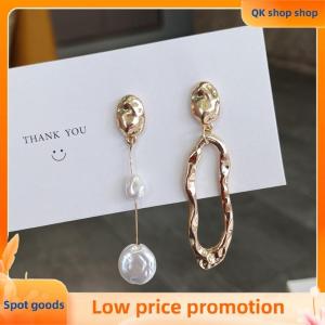 ✨QK shop✨ Geometric Pearl Earrings Asymmetrical Earrings Personality Irregular Fashion Baroque Style Earrings