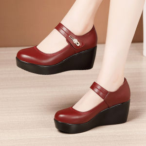 [Free Shipping] WomenS Autumn New Style Soft-Soled Shoes With A Sloped Heel Platform Sole Waterproof Design Available In Various Sizes And With A Medium Heel Suitable For Mothers