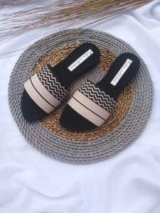 Sendal Cewek Terbaru 2021 Import Korea Kekinian Viral | Others | Sandal Teplek Wanita Kekinian 2022 | Sandal Wanita Import | Sepatu Cewek Dewasa Keren 2021 | Sandal Teplek Rajut Sol Karet | Sendal Perempuan Sehari Hari Murah | Kondangan | Kasual