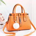 Promo - TAS  BQ2570 tas HANDBAG wanita  free gantungan pom" + tali panjang JT0690 CR7454 EL 5419 LT1919 - Sedia tas wanita tas selempang handbag tas ransel korean  kekinian terbaru viral 2023 murah diskon terlaris. 