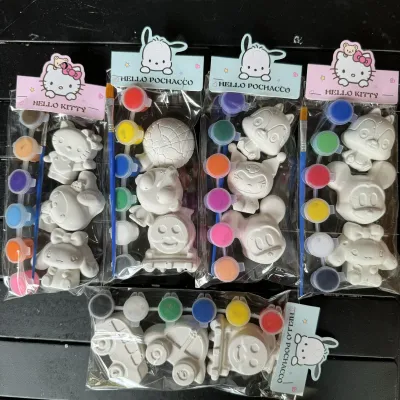 Set tượng thạch cao 5cm tặng kèm màu cọ như hình phù hợp làm set quà tặng bé đồ chơi bán cổng trường Smart Baby