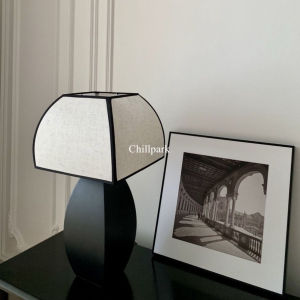 Black Vintage Table Lamp with Fabric Shade Modern and Minimalist LED Desk Lamp For Living Room Mid-century Modern Nightstand Light Chinese Style Bedside Lamp