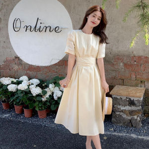 IELGY dress womens french retro Hepburn style round neck puff sleeve design sense niche long