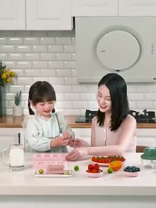 【Ship in 24H】Cartoon Popsicle Mold Home-Made DIY Food Grade Silicone Popsicle Mold