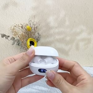 Q1 หูฟังบลูทูธ ไร้สาย HiFi ลดเสียงรบกวน กันน้ำ IPX5 ไมโครโฟนในตัว