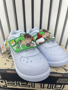 I รองเท้านักเรียน รองเท้านักเรียนชายรองเท้าอนุบาล มีทั้งวอร์มขาว และหนังดำ Size 25-35 ราคาป้าย 300 บาท