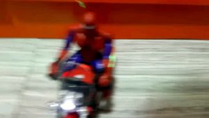 Mainan Spiderman bump go mainan anak kendaraan motor spiiderman ada lampu dan suara musik