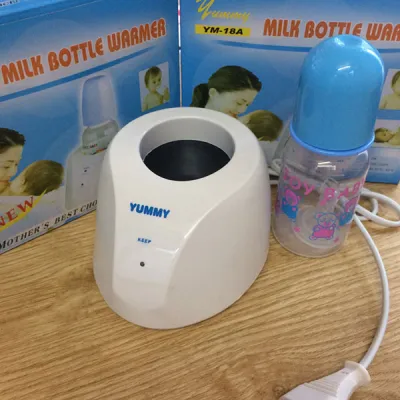 Máy hâm làm ấm sữa Yummy giúp làm ấm nhanh chóng