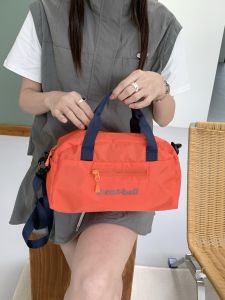 Japanese-style Miyama water-resistant tote bag large capacity suitable for short trips shoulder bag simple and portable can be carried by hand or worn crossbody
