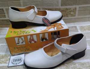 SEPATU PANTOPEL MILTON WANITA UNTUK PAKISBRAKERJAPERAWATGURU