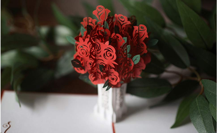 Up With Paper Valentinstag Pop-Up-Karte – Bouquet Of Roses, Personalisierbar Mit Umschlag