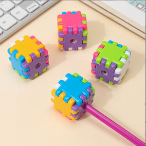 Harga Grosir - Peraut Pensil Putar Rautan Pensil Karakter Puzzle / Rautan Pensil Mini Bentuk Puzzle
