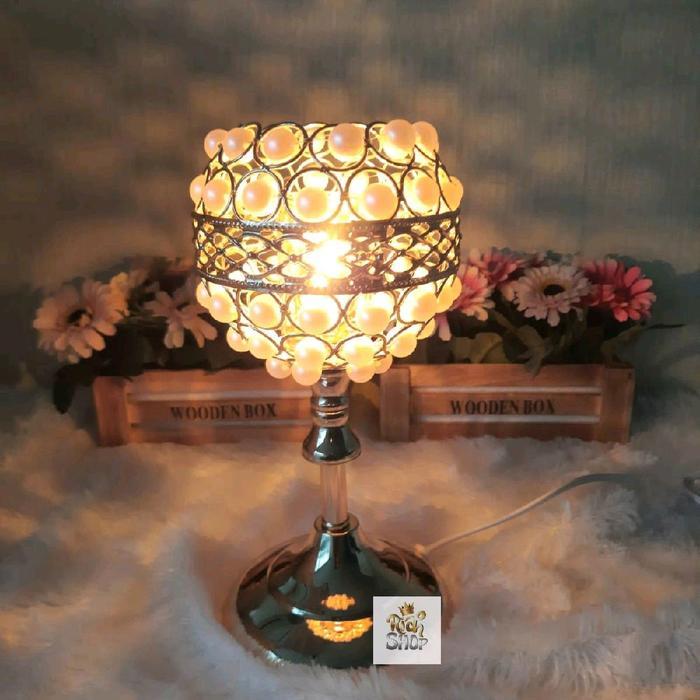 Lampu%20Tidur%20Meja%20Hias%20Sentuh%20Aromaterapi%20Kristal%20Sultan%20Gold%20Fragrance%20Lamp%20-%20robinshop3%20-%20Image%203
