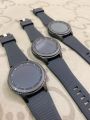 Đồng hồ thông minh Samsung Gear S3 Frontier. 