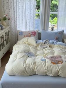 Monet ins Cartoon Bigfoot Towel Embroidered Four-Piece Set Washable Duvet Cover Student Dormitory Bed Sheet Three-Piece Set Bed Skirt 4LZD