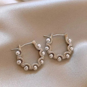 Light Luxury French Retro Circle Highlight Pearl Hoop Earrings For Women Fashion Simple Crystal Jewelry Party Gifts