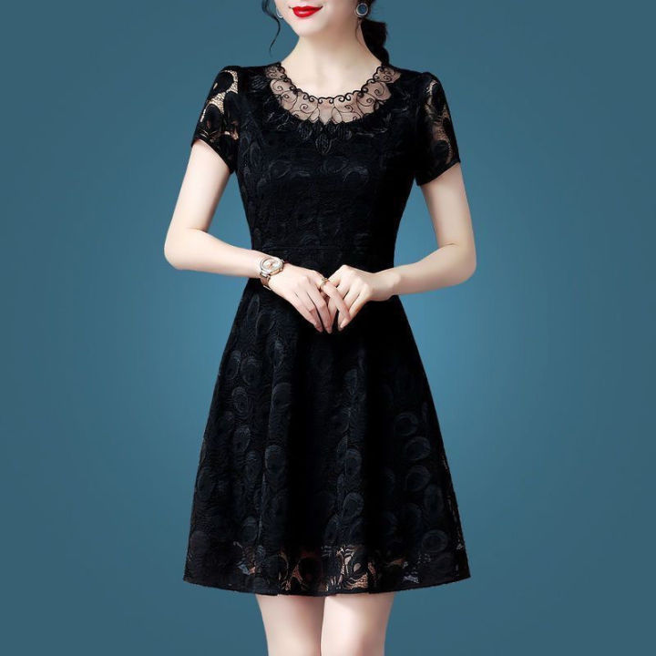 Váy Sangria mầu đen, chân váy ren đen lót hồng phấn - VnnShop