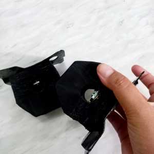 Karet Stopper Depan L300 & Mobil Kuda Harga Satu Set (Kanan Kiri) Bahan Ban