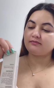 Kem chống nắng VGO Clear Face SPF 50 tinh chất dưỡng ẩm không gây cảm giác dính kích thước nhỏ gọn tiện lợi khi mang theo bảo vệ da khỏi tia UVA và UVB dung tích 50ml / 17oz.