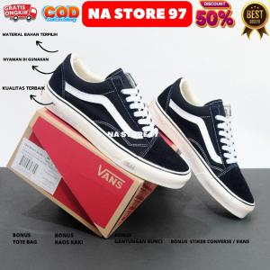 SEPATU OLD SKOOL BLACK WHITE OLD SCHOOL SEPATU SEKOLAH OLDSKOOL SEPATU OLDSCHOOL KERJA SEPATU KULIAH OLDSKOL SEPATU HANG OUT SEPATU SNEAKERS KASUAL SEPATU PRIA DISTRO