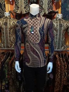 Kemeja Batik Slimfit terlaris Kemeja Batik pria Kemeja Batik lengan panjang Kemeja kantor Kemeja formal Kemeja Batik Kemeja Premium Atasan Batik murah Batik Motif baru Batik modern Batik Pekalongan Batik Size M L XL