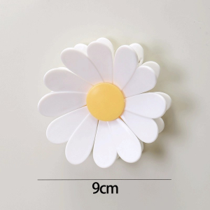 Daisy Magnetic Seal Clip | Snack Bag Sealer & Fridge Magnet Clip