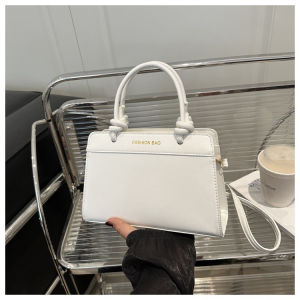 Sling Bag Wanita Tas Selempang Penuh Gaya Bisa Hand Bag - 829