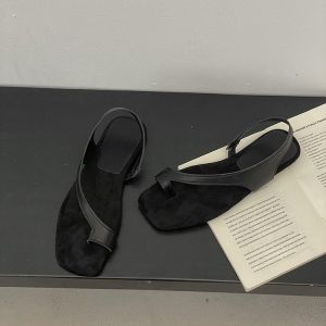 [Free Shipping] 2026 Summer New Simple Toe-Loop Flat Sandals For Women Square-Toe Open-Toe Casual Beach Sandals