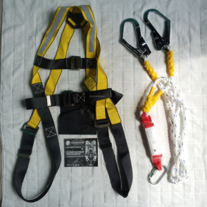 GOSAVE Full Body Harness dengan Double Hook – Pelindung Profesional