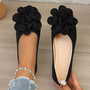 Free Shipping Plus-Size WomenS Shoes 2026 Spring Collection New Flat Floral Flats WomenS Outdoor Pointed-Toe Soft-Soled Loafers In Stock