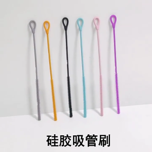 2 cái silicon bình cho bé Scrubber Set với lớp phủ chống trượt tay cầm dài và uốn cong lõi thép ống hút tái sử dụng bàn chải làm sạch