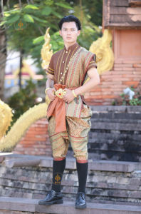 ชุดเสื้อผ้าผู้ชายสไตล์ไทย ชุดพระราชวัง ย้อนยุค ถ่ายภาพยนตร์ โรงแรม ร้านอาหาร ยูนิฟอร์มต้อนรับ เสื้อผ้าทำงาน ไทยดั้งเดิม