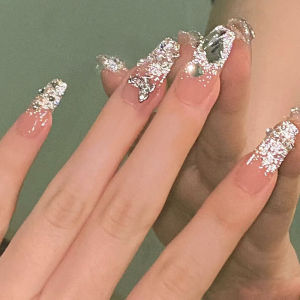 ผลิตภัณฑ์ใหม่ทำเล็บ DD156 เล็บปลอม ขายดีที่สุดในไทย เล็บปลอม ประดับเพชร ลายดอกไม้ และผีเสื้อ(24 ชิ้นต่อกล่อง)