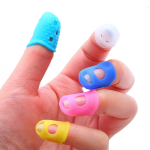 5pcs Silicone Guitar Thumb Finger Picks Protector Plectrum Fingertip Guitar Fingertip Protectors Silicone Finger Guards