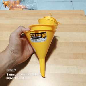 Bộ bốn phễu quặng nhựa Tolsen