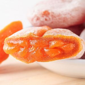 Persimmon Cake Dried Persimmon Natural Snacks Traditional Frosted Fruit Cake with Healthy Sweet Taste Perfect Healthy Treats 柿饼
