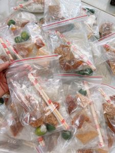 Bánh tráng phơi sương muối nhuyễn full topping ớt rim cực cay dạng túi zip